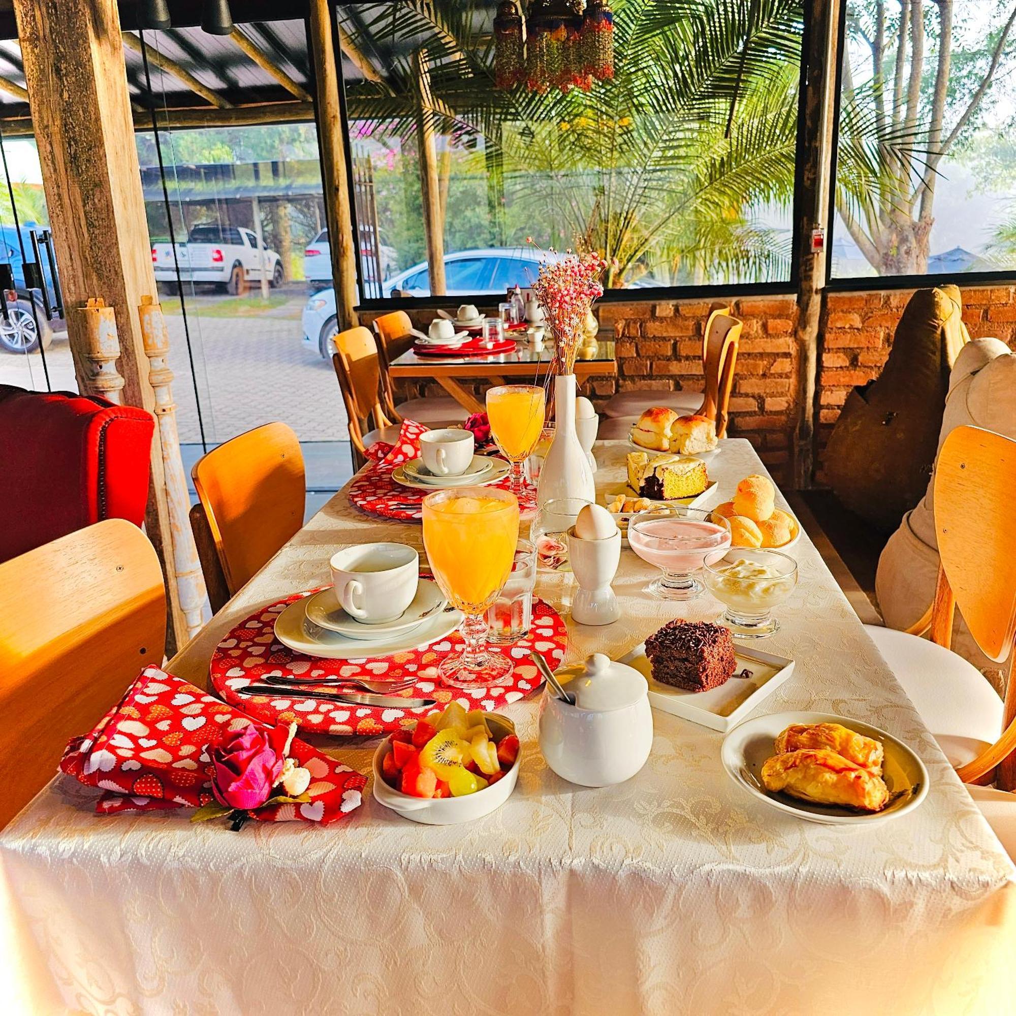 伊塔年杜 伯纳尼旅馆酒店 外观 照片